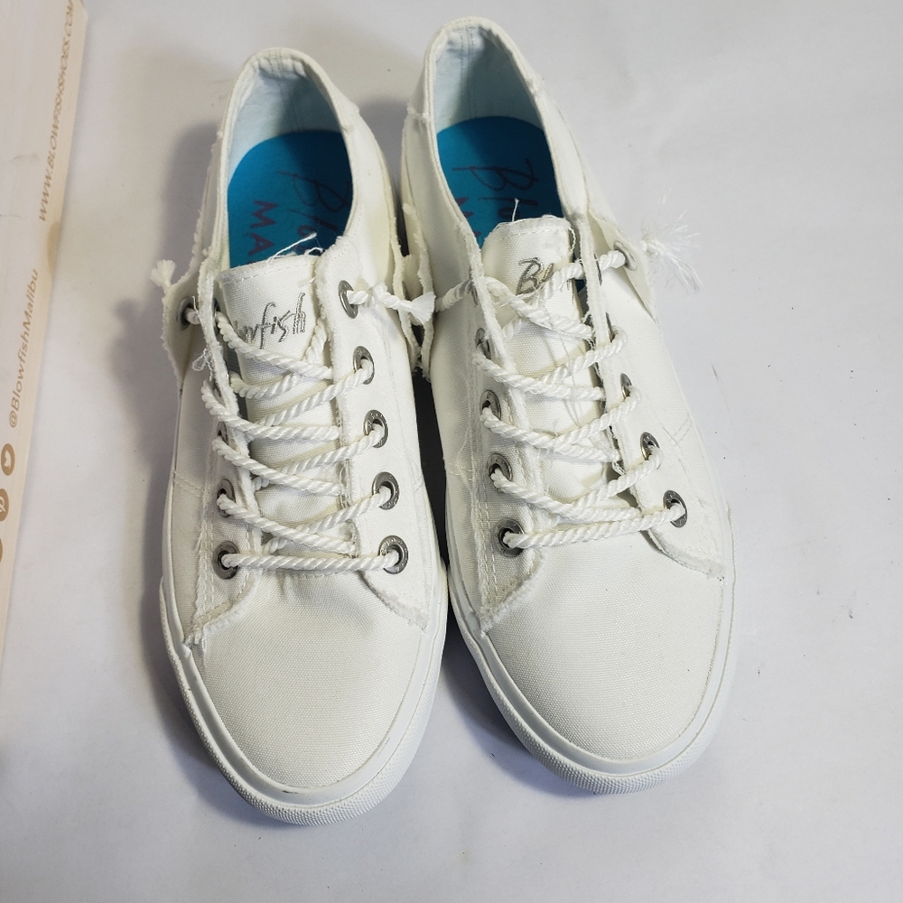 Blowfish White Canvas Sneakers Size 7 - Picture 16 of 16